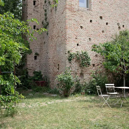 Torre Dei Battagli-dormi In Torre Medievale *