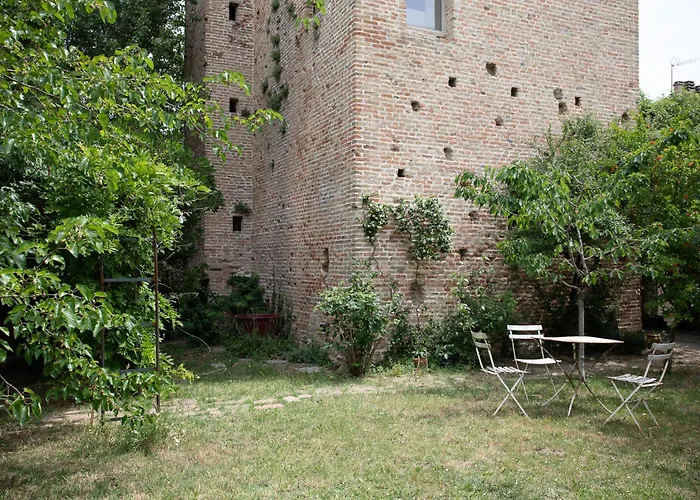 Torre Dei Battagli-dormi In Torre Medievale *